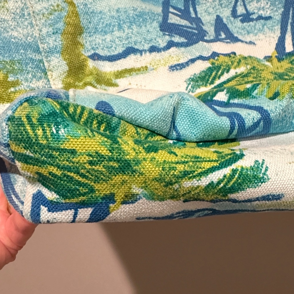 COACH Resort Beach Scene Large Tote Bag - Picture 9 of 16